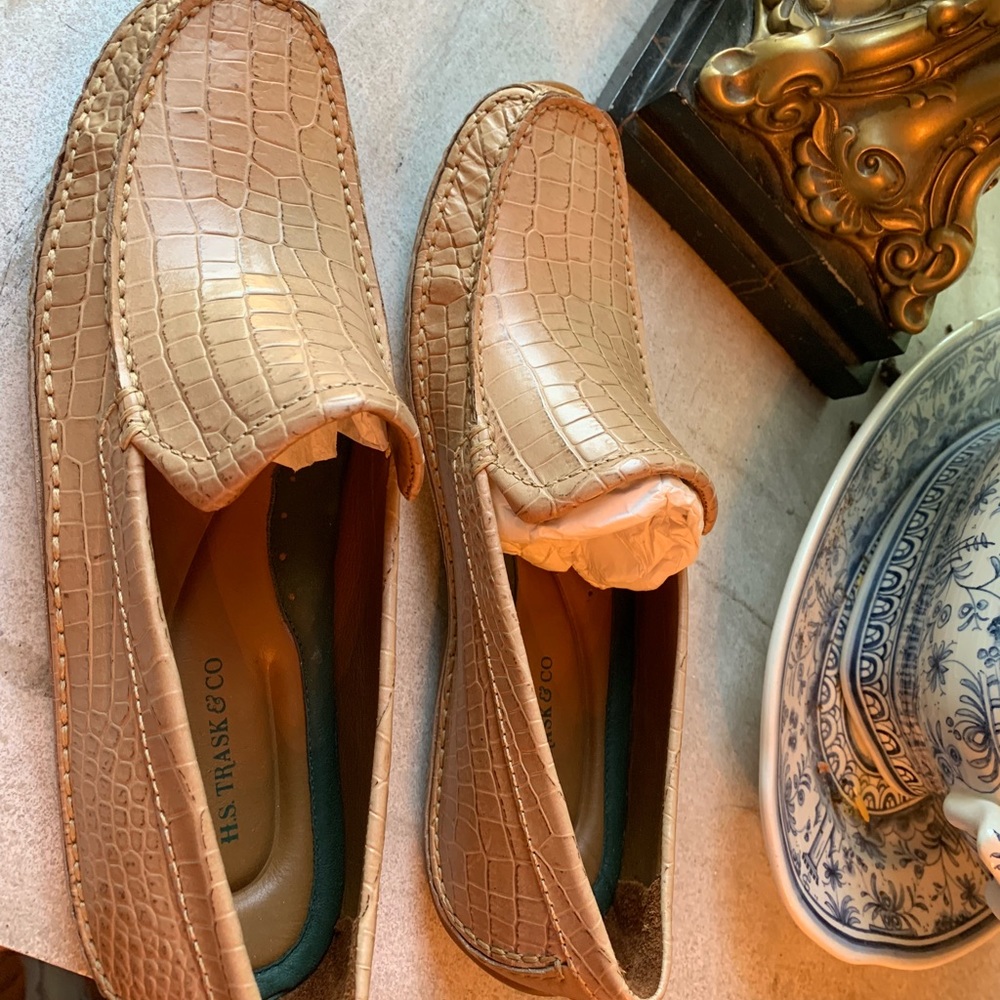 COPY - Ladies size 9, brand new, Trask loafers
